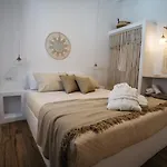 Grand View Apartment *